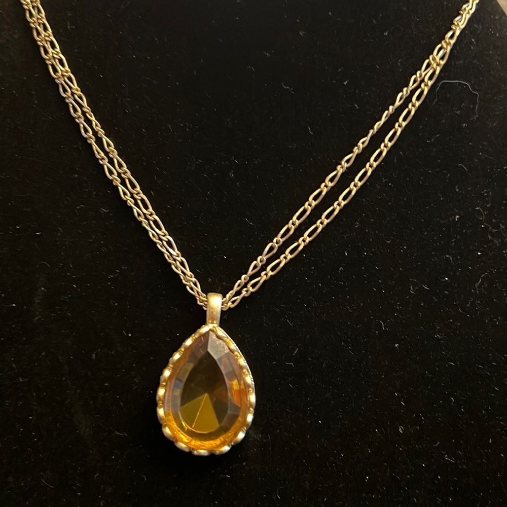 Loft Amber teardrop colored Pendant Necklace